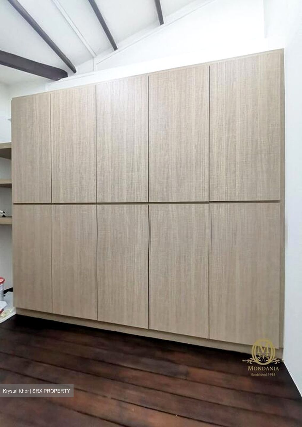 100 Am (D2), Office #517811261
